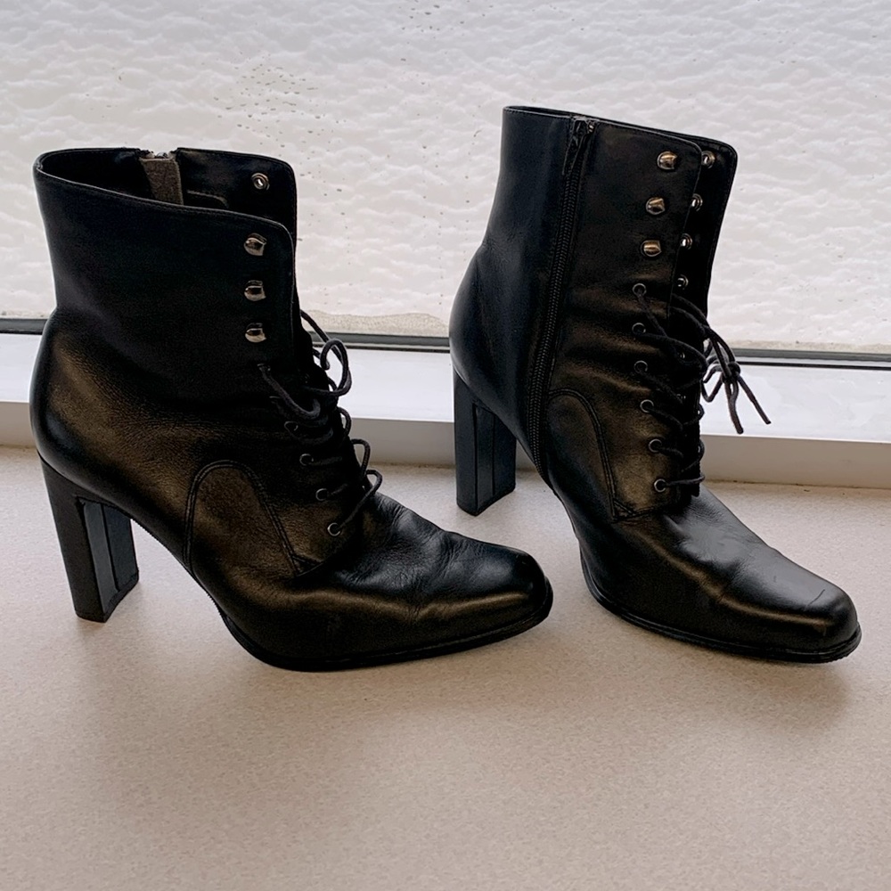 Newport News black leather granny boots
